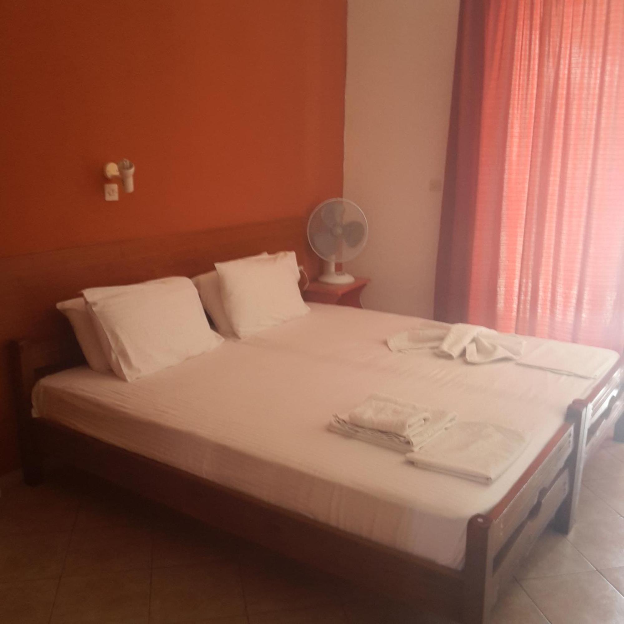 Apostolis Hotel Apartments Pefki  Екстер'єр фото